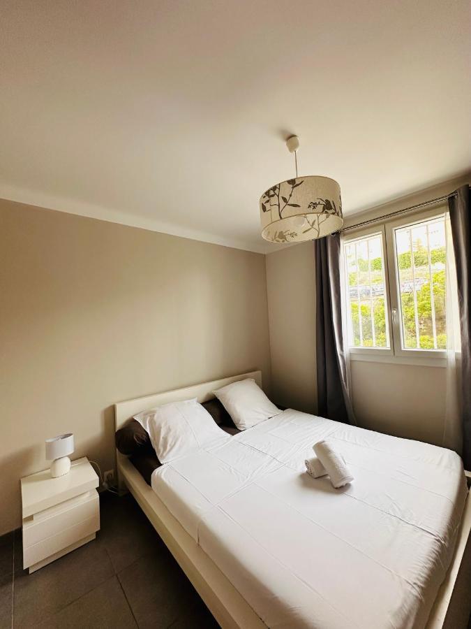 Le Soulier De Notre Dame Apartment Марсилия Екстериор снимка